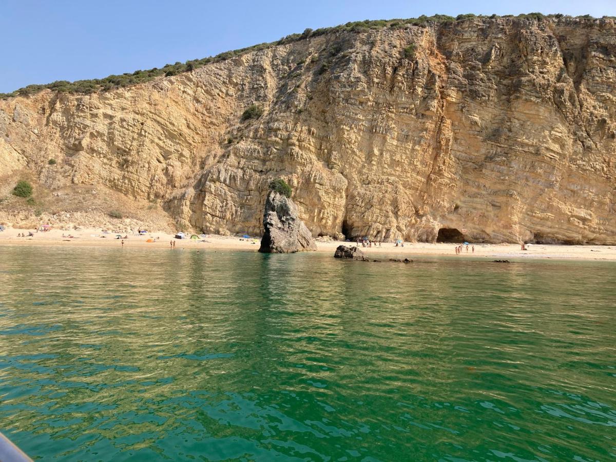 Апартаменты Sesimbra By The Sea Экстерьер фото